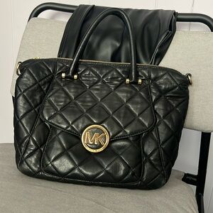 Michael Kors black quilted bag in beautiful condition